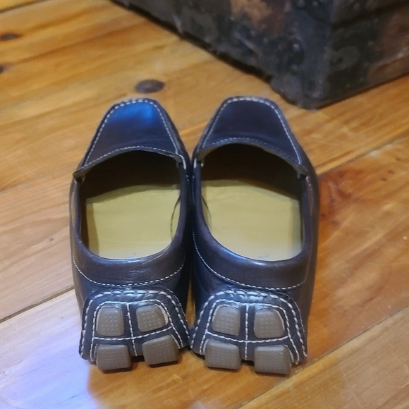 Women's Brown Leather Loafers, Size 8.5 US - Picture 3 of 7